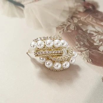 Позлатена сребърна игла S925 С-образни обеци с цирконий и перли Темпераментни Прости лъскави модни обеци за жени